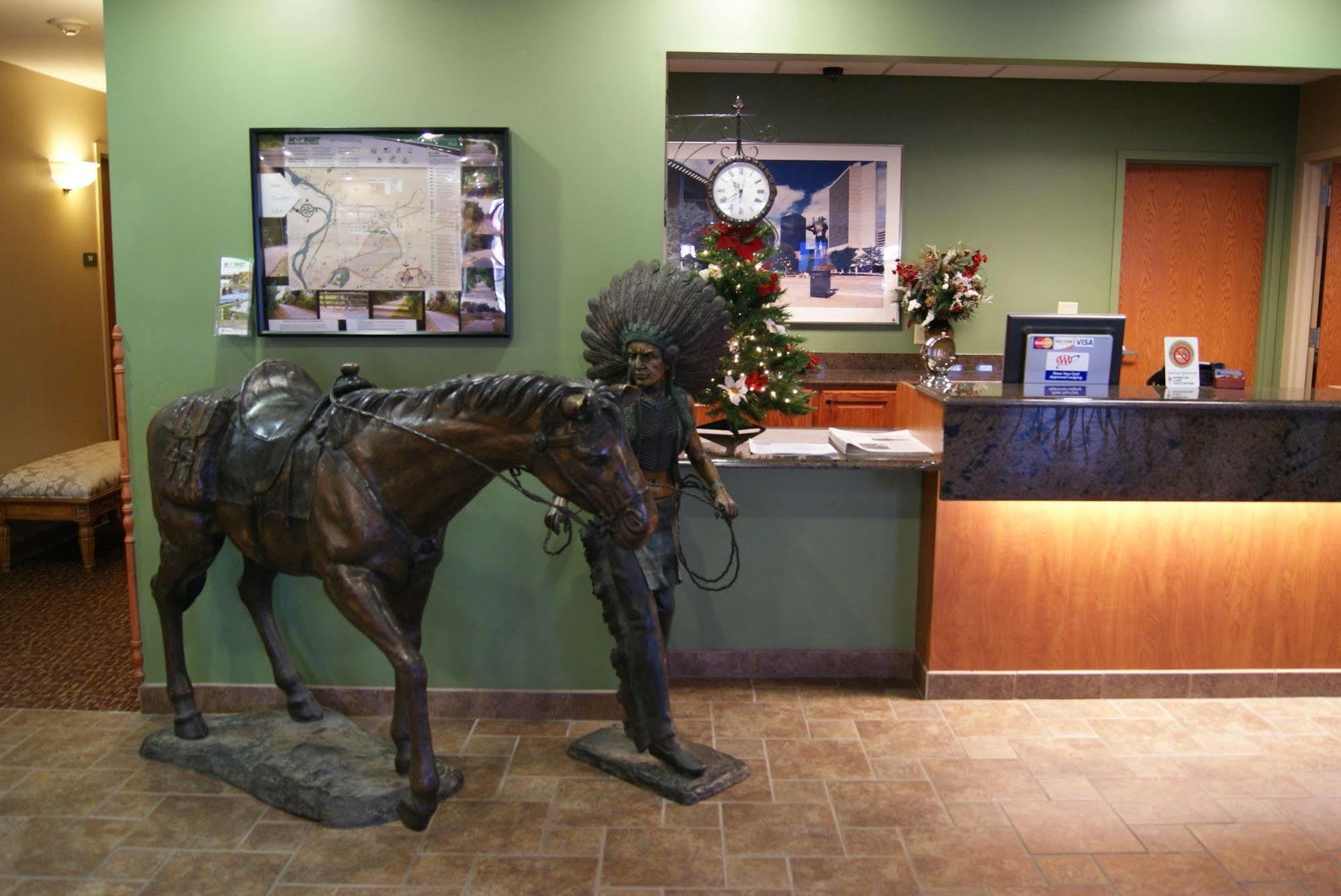 Country Hearth Inn & Suites Edwardsville Extérieur photo